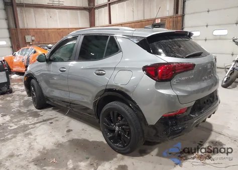 2024 Buick Encore Gx Sport Touring Awd z USA, uszkodzony, nr VIN KL4AMESLXRB109641